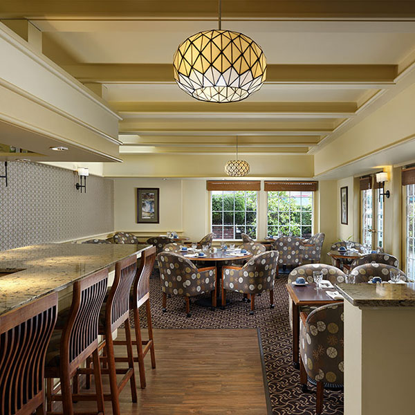 Royal Scot Hotel & Suites | Black Ball Ferry Line | Daily Departures to Victoria and Port Angeles